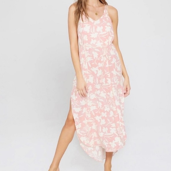 l*space Other - L*Space Nicola Cover Up. Pink Floral side slits. Beach Swim Ocean vacation sizeS